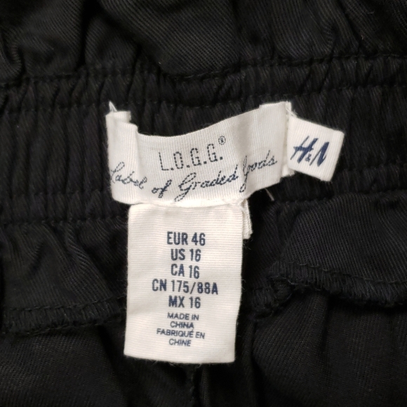 Pants - Picture 3 of 6